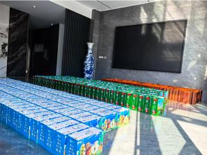 一份中秋禮，傳遞公司愛。